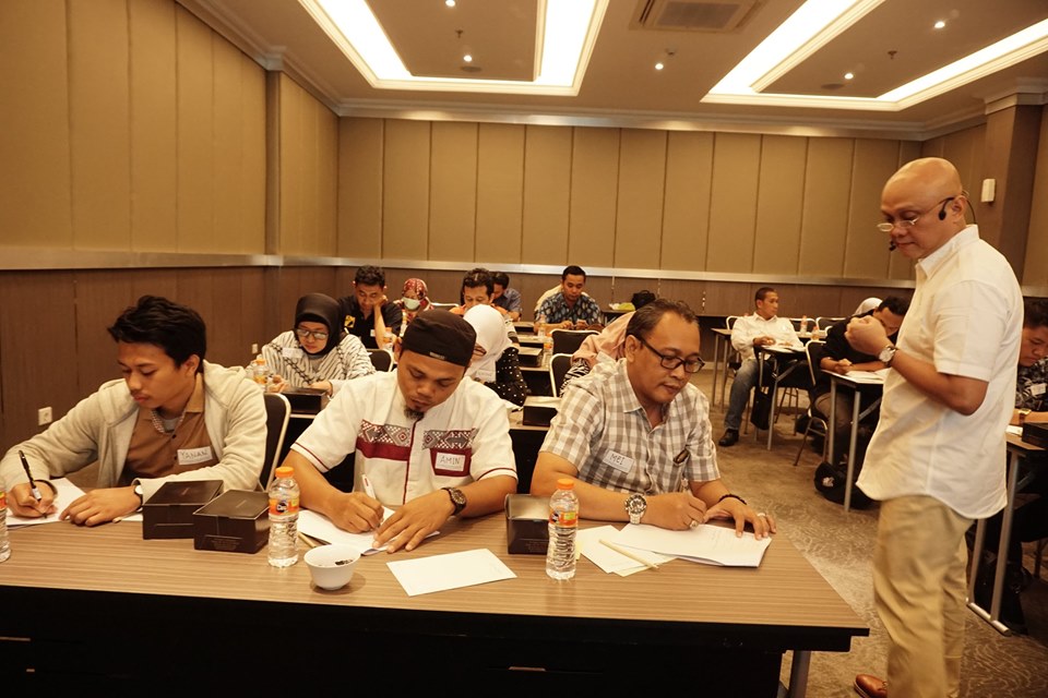 bisnis jalan owner jalan jalan